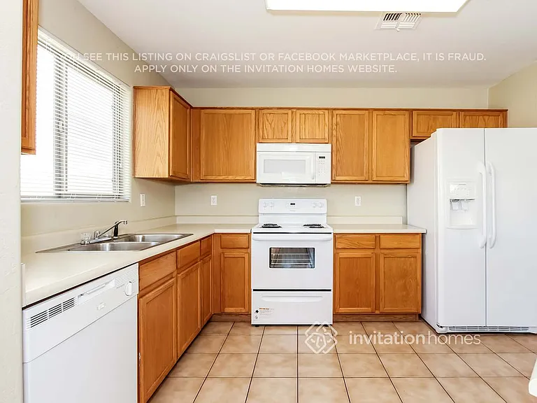 15082 W Taylor St — Photo 7
