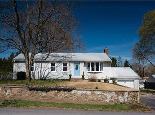 25 Friendly Rd, East Greenwich, RI 02818