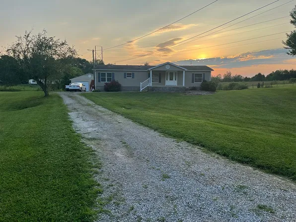 160 Redbird Ct, Vine Grove, KY 40175
