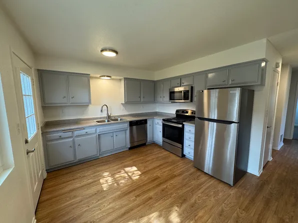 7373 Davenport Rd #B, Goleta, CA 93117