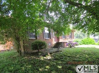 1109 Ridgecrest Dr, Dickson, TN 37055