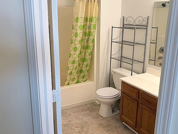 5th image of 5722 Carrousel Dr