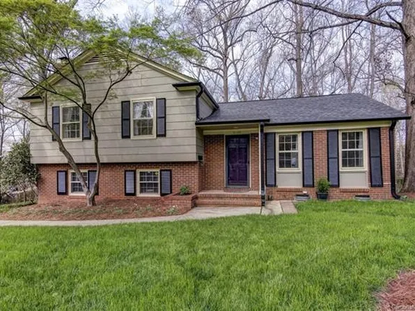 6100 Colchester Pl, Charlotte, NC 28210