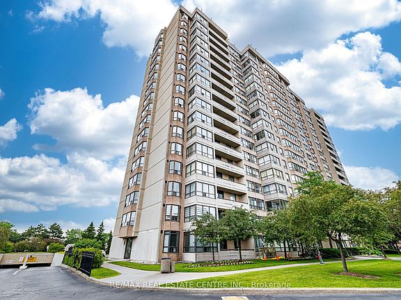 3rd image of 10 Malta Ave #210