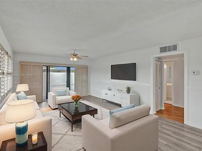 2924 Day Ave #Penthouse 4n, Miami, FL, 33133
