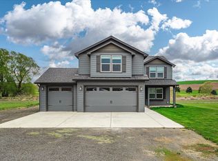 700 N Sohon Ct, Saint John, WA 99171