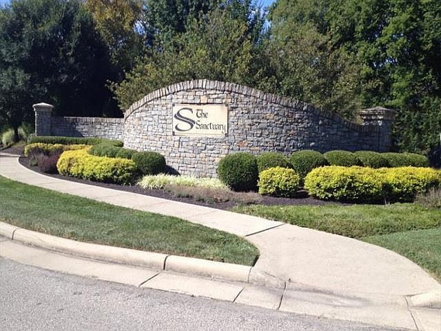 1st image of 27 Sanctuary Pl