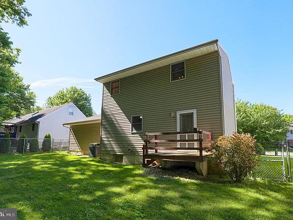 5th image of 4093 Jasmine Pl