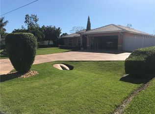 1727 54th Ter SW, Naples, FL 34116