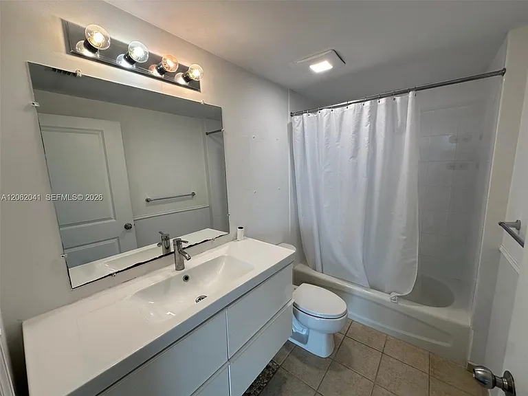 1250 S Miami Ave #1609 — Photo 6