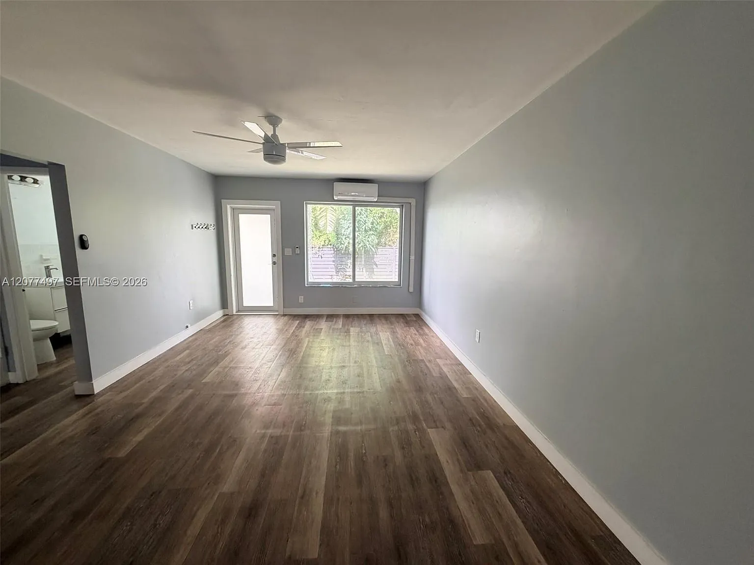 Manor Gardens Condo — Photo 4