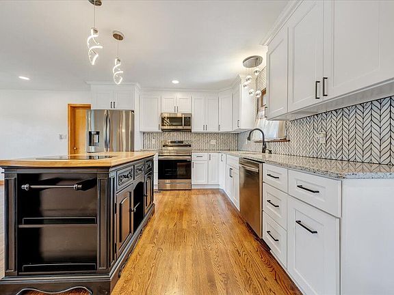 4th image of 5417 Vistamont Dr