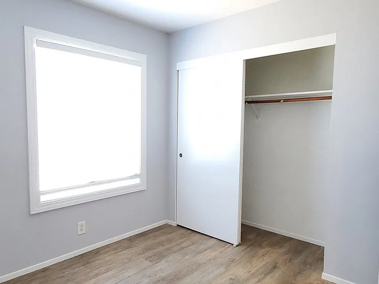 33225 Lake Champlain Ct — Photo 21