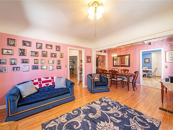 4th image of 5803 Pickering Ave