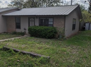 102 Pecan Way APT C, Kerrville, TX 78028