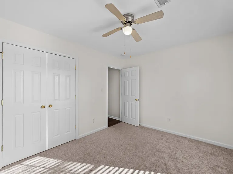 115 Jones St — Photo 20