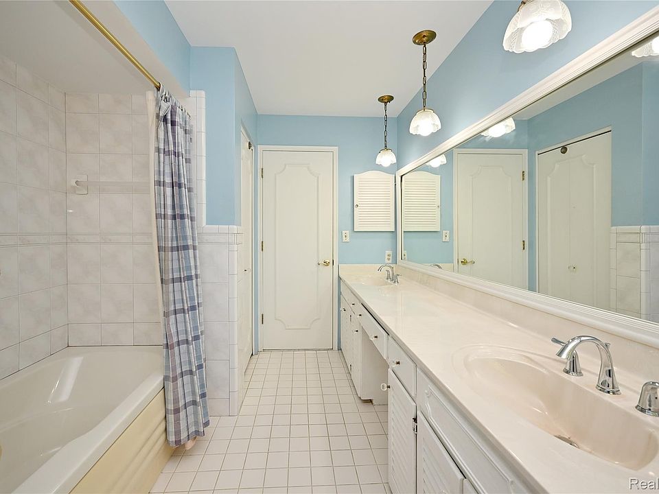 833 Fieldstone Ct, photo 21