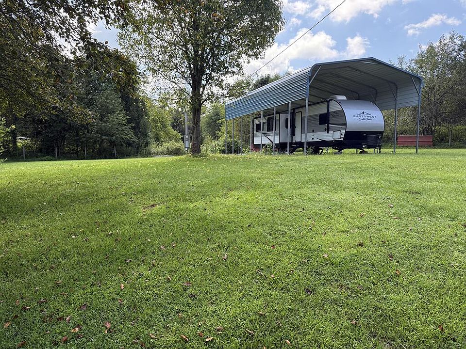 1st image of 545 Barton Ln