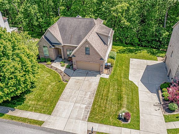2nd image of 116 Hunter Dr