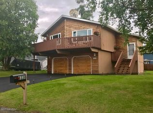8330 E 11th Ct, Anchorage, AK 99504