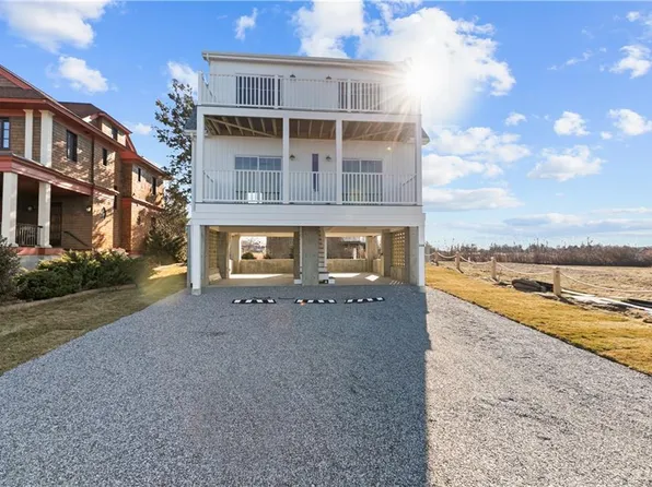 268 Common Fence Blvd, Portsmouth, RI 02871