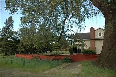 3rd image of 791 Atherton Ave