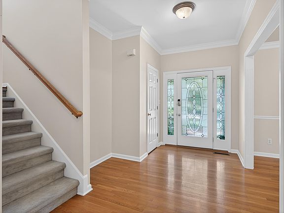 5th image of 4432 River Ridge Rd