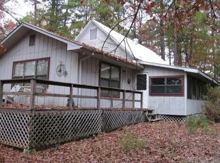 102 Mills Rd, Fairfield Bay, AR 72088