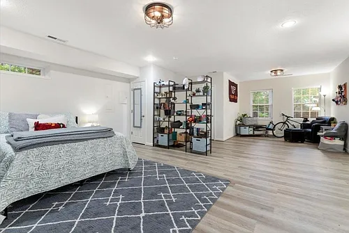 301 Courtney Cir Photo 1 301 Courtney Cir Photo 1