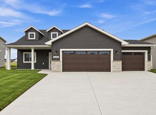 6281 86th Ave S, Horace, ND 58047