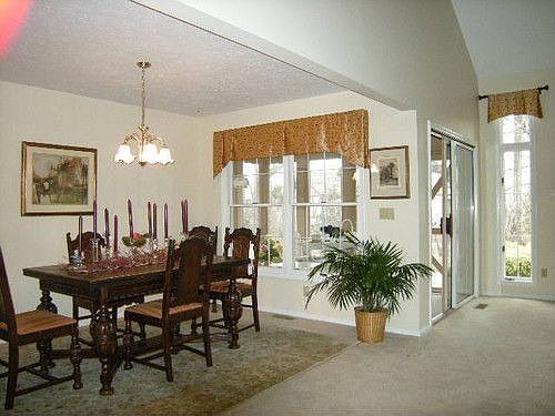 4th image of 5 Southhampton Ct