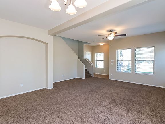 5th image of 930 S Deerfield Ln