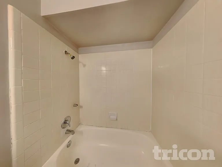 5223 Tom Stafford Dr — Photo 9