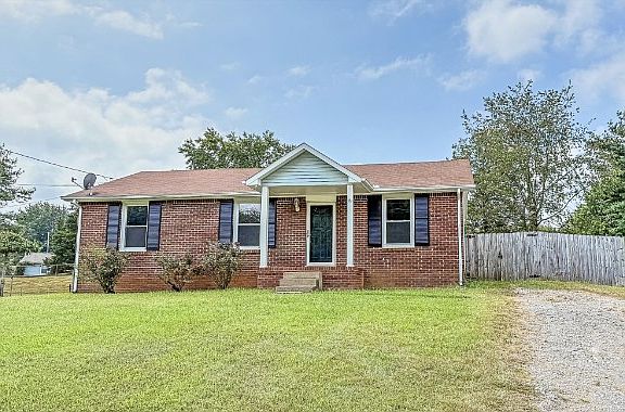 2nd image of 1488 Nichols Dr