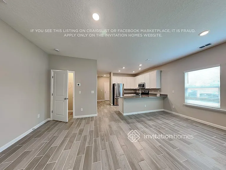 1351 Coastal Meadow Trl — Photo 5