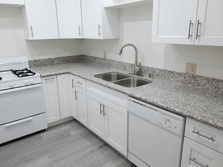 4902 Kester Ave #2 — Photo 8