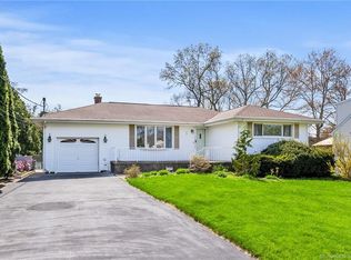 26 Postman Hwy, North Haven, CT 06473