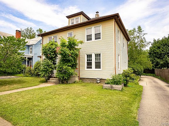3rd image of 19 Lincoln Avenue
