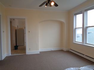 5024 W Patterson Ave #2, Chicago, IL 60641