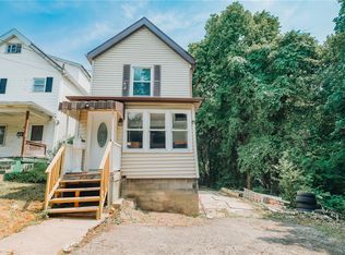 94 Longfellow St, Vandergrift, PA 15690