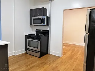 Rented by Hillel Realty Group