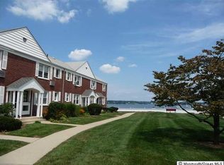 72 Riverside Ave APT 40, Red Bank, NJ 07701