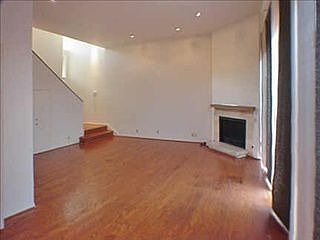 3rd image of 5990 Lindenshire Ln APT 111