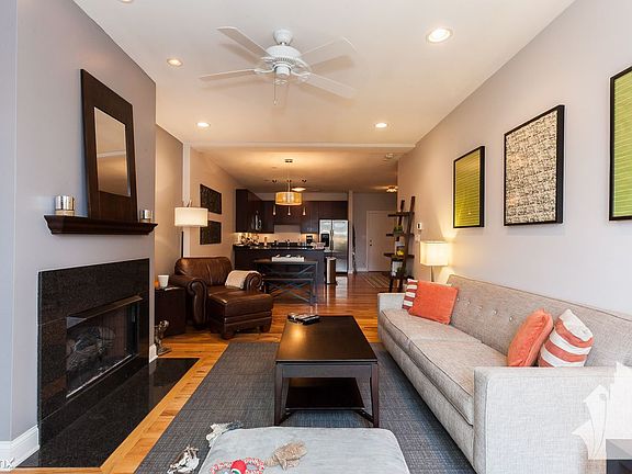 2017_4_20_4616_N_Kenmore_Unit_401_6