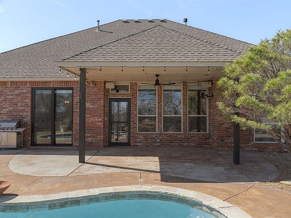 2nd image of 16408 Winding Park Dr