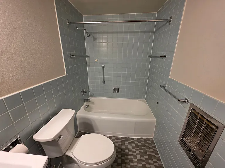 616 Franklin St — Photo 12