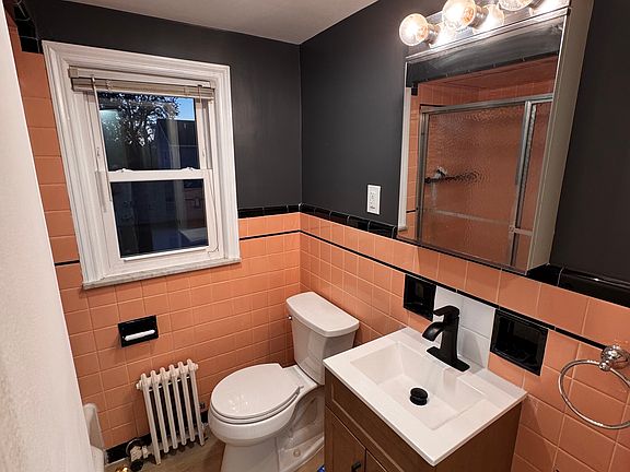 5th image of 31 Whitman St #2