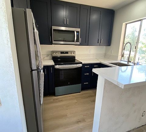 2nd image of 8069 Caminito De Pizza Unit G