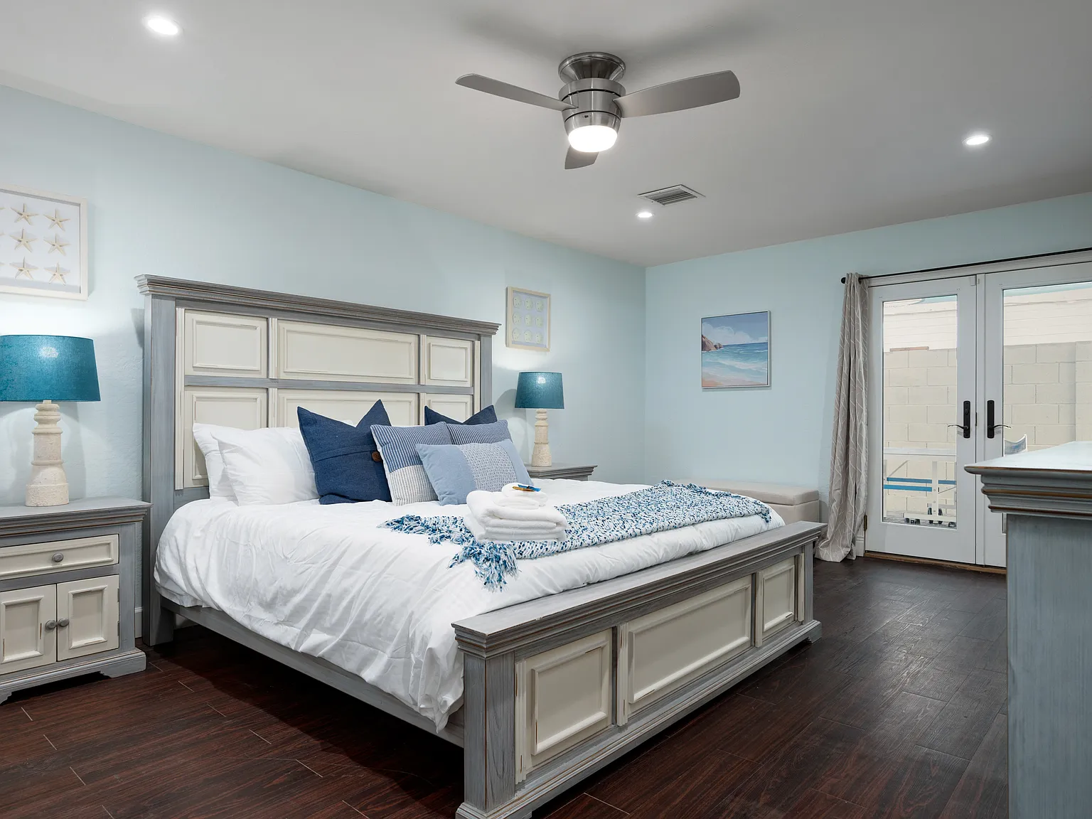 4 bed, 2060 sqft, $4,999 — Photo 4