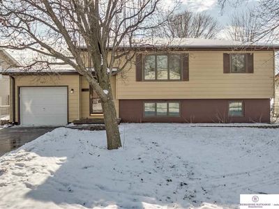 5205 Aspen Dr, Omaha, NE, 68157